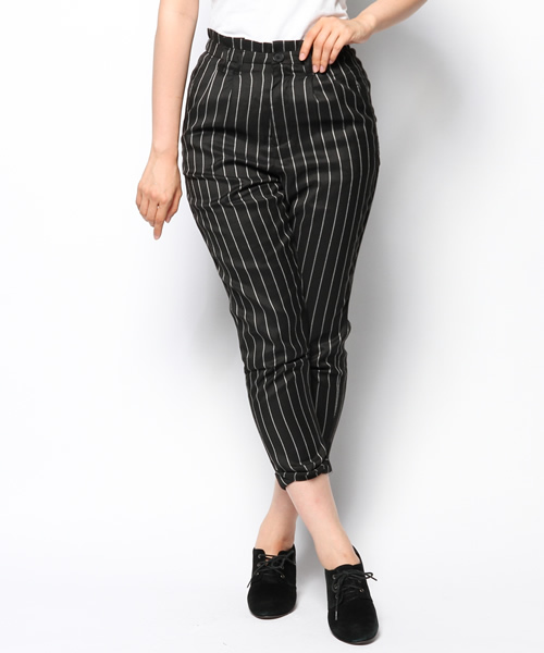 WEGO(ウィゴー)の「WEGO/チェックテーパードタックパンツ(スラックス・レディース・ブラック/グレー/グリーン・FREE)」の1枚目の写真