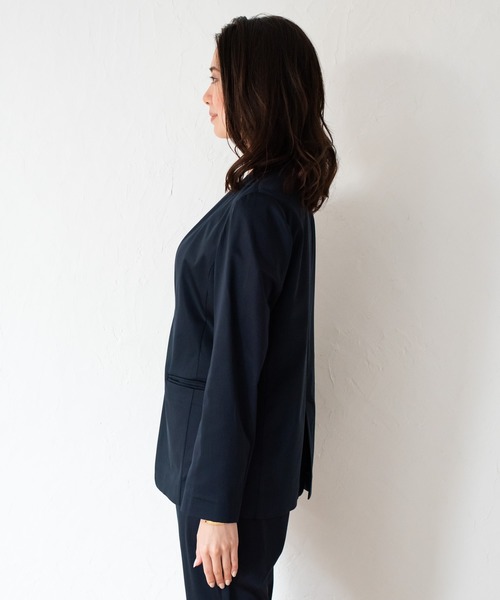 LOUNGEDRESS(ラウンジドレス)の「裾ねじりジャケット(ノーカラージャケット・レディース・ネイビー/グレー・FREE)」の8枚目の写真