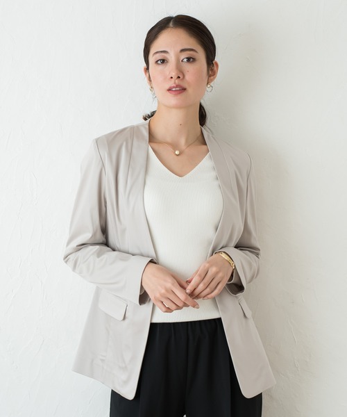 LOUNGEDRESS(ラウンジドレス)の「裾ねじりジャケット(ノーカラージャケット・レディース・ネイビー/グレー・FREE)」の4枚目の写真