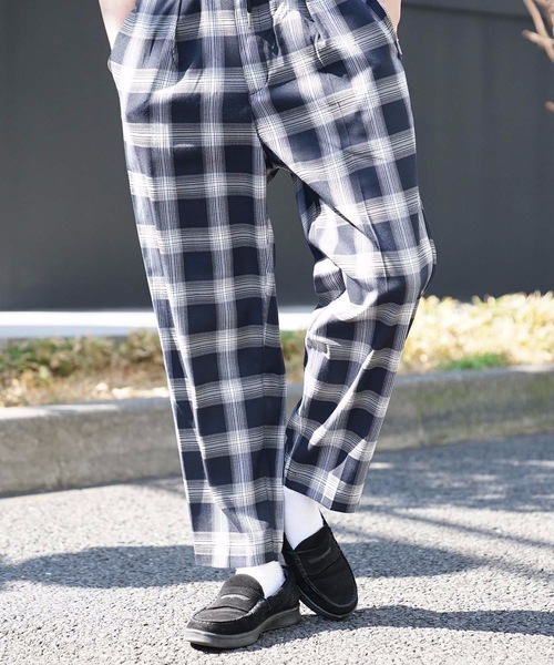 Blue Standard (ブルースタンダード)の「【BLUE STANDARD】チェックパンツ ワイドシルエット イージーパンツ仕様(その他パンツ・メンズ・ネイビー/グレー/イエロー/ベージュ・MEDIUM/X-LARGE/LARGE)」の3枚目の写真