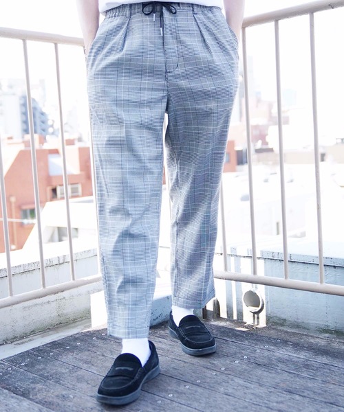Blue Standard (ブルースタンダード)の「【BLUE STANDARD】チェックパンツ ワイドシルエット イージーパンツ仕様(その他パンツ・メンズ・ネイビー/グレー/イエロー/ベージュ・MEDIUM/X-LARGE/LARGE)」の2枚目の写真