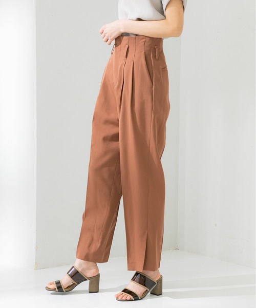 STUDIOUS(ステュディオス)の「【STUDIOUS】サイドスリットシガートラウザーPT(その他パンツ・レディース・ベージュ/ブラウン・1/2)」の10枚目の写真