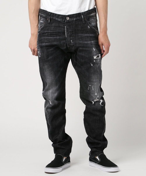 DSQUARED2(ディースクエアード)の「Pants 5 Pockets /Black Worked Wash /Classic Kenny Jean /0192(デニムパンツ・メンズ・ブラック・48/50/42/44/52)」の1枚目の写真