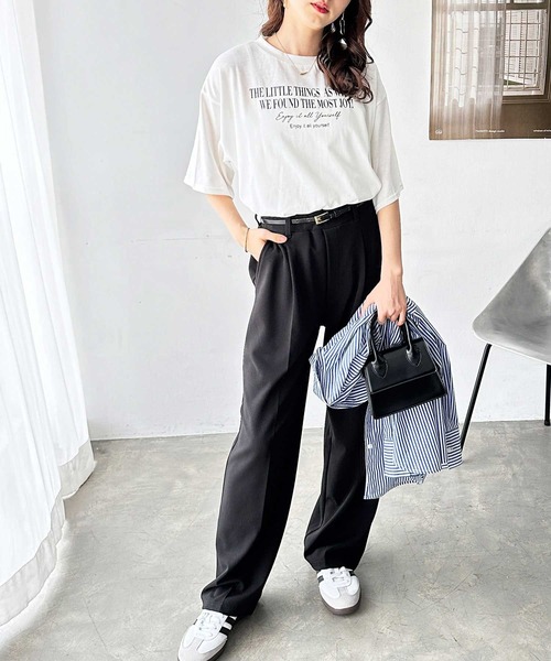 GeeRA（ジーラ）の「オーバーサイズロゴプリントＴシャツ（Tシャツ/カットソー・レディース・ホワイト/カーキ/ブラック/ブラック系その他/ホワイト系その他/オフホワイト/ダークブラック/チャコールグレー/ライトホワイト/ライトブラック・MEDIUM/SMALL/XX-LARGE/LARGE/X-LARGE）」の18枚目の写真