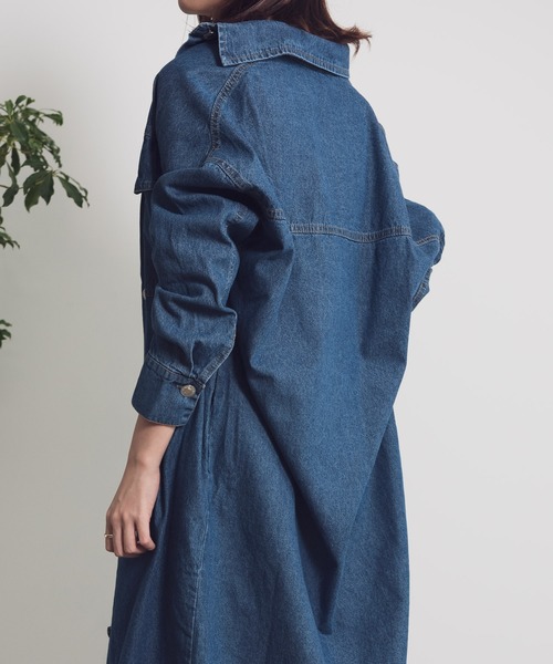 Aunt Marie's（アントマリーズ）の「AUNT MARIE’S　フライフロントデニムシャツワンピース（シャツワンピース・レディース・ライトブルー/ブルー・FREE）」の17枚目の写真