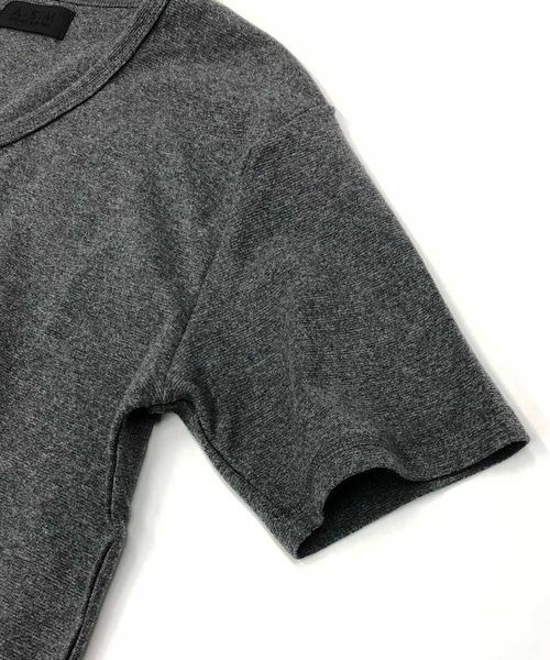 ADMIX/ATELIER SAB MEN（アドミックスアトリエサブメン）の「ストレッチ スパン フライス ／ Vネック スタイリッシュ Tシャツ（半袖）（Tシャツ/カットソー・メンズ・チャコールグレー/ホワイト/ブラック/ブラウン/ライトグレー/カーキ/ネイビー・48/52/50）」の16枚目の写真