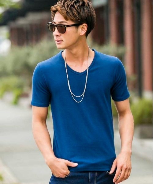 ADMIX/ATELIER SAB MEN（アドミックスアトリエサブメン）の「ストレッチ スパン フライス ／ Vネック スタイリッシュ Tシャツ（半袖）（Tシャツ/カットソー・メンズ・チャコールグレー/ホワイト/ブラック/ブラウン/ライトグレー/カーキ/ネイビー・48/52/50）」の14枚目の写真