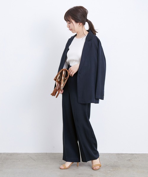 ADAM ET ROPE'(アダムエロペ)の「テンセルフルイドジャケット(テーラードジャケット・レディース・ネイビー・FREE)」の13枚目の写真