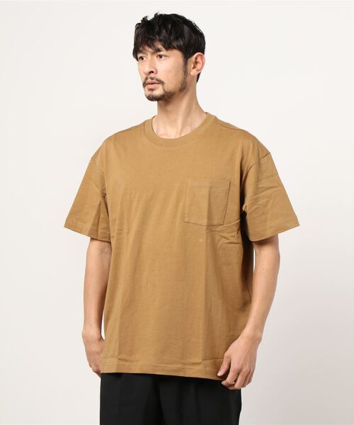 BANANA REPUBLIC FACTORY STORE（バナナリパブリック ファクトリーストア）の「BANANA REPUBLIC FACTORY STORE　　日本限定 ボクシー半袖Tシャツ（Tシャツ/カットソー・メンズ・ベージュ/マスタード/ブラウン/カモフラージュ/ダークブラウン/ピンク/イエロー/その他/ベージュ系その他/ブラウン系その他/ライラック/ベージュ系その他2/ピンク系その他/その他2/グリーン/オレンジ/その他1/ブラック/ネイビー/グレー/ホワイト・L/S/M/XL）」の8枚目の写真