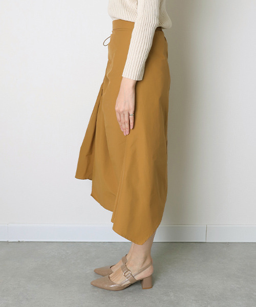 RANDA(ランダ)の「ドローストリングシャーリングスカート(スカート・レディース・ベージュ/ブラウン/イエロー・1/0)」の10枚目の写真