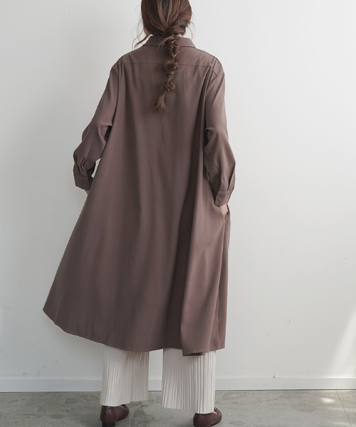 Futier land(フューティアランド)の「ボリュームAラインシャツワンピース(シャツワンピース・レディース・グレイッシュベージュ/テラコッタ/ブラック/チャコールグレー/ブラウン・FREE)」の15枚目の写真