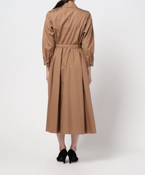 To b. by agnes b.（トゥービーバイアニエスベー）の「WJ04 ROBE