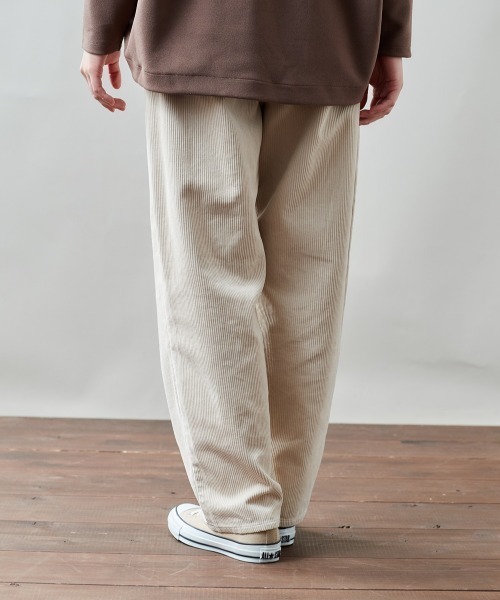cepo（セポ）の「コーデュロイ　ハイウエストカーブパンツ（その他パンツ・レディース・カーキ/オフホワイト/ブルー・S/M）」の7枚目の写真