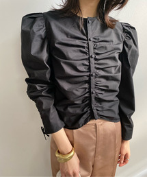 Ameri（アメリ）の「TUCK NECK VOLUME SLEEVE TOP（シャツ