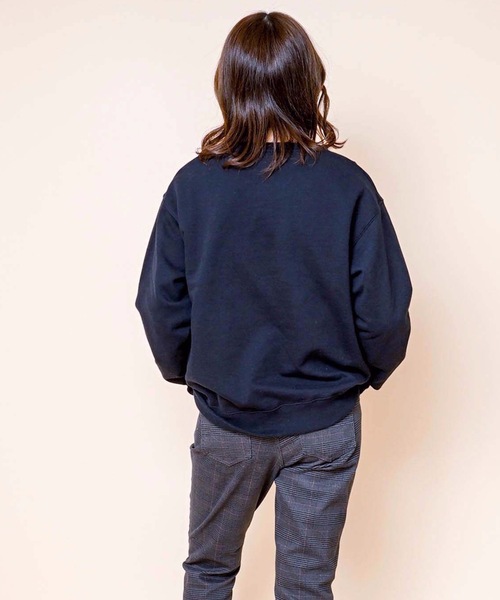 Dickies（ディッキーズ）の「【DICKIES/ディッキーズ】裏毛ロゴプリントスウェット/トレーナー　ビッグブランドロゴプリント（スウェット・レディース・イエロー/ホワイト/ブラック・LARGE/MEDIUM）」の13枚目の写真