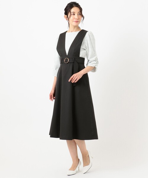 ANY SIS(エニィスィス)の「【洗える】Vネック ジャンドレ セット(セットアップ・レディース・カーキ系/ブラック系/アイボリー系/ベージュ系・4)」の8枚目の写真