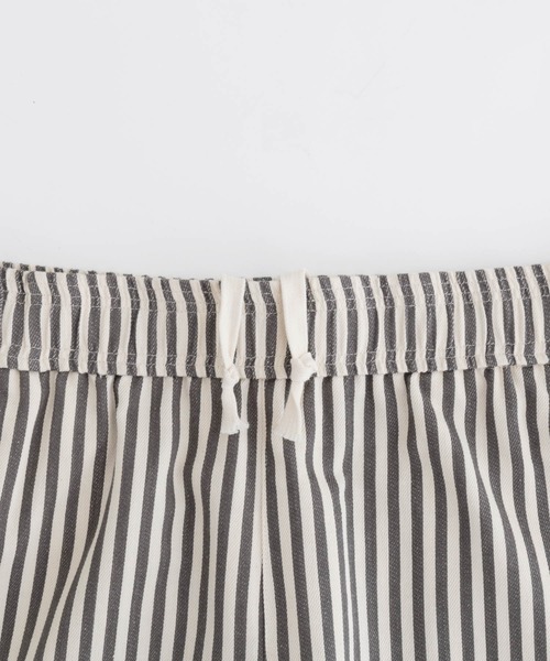 BASQUE magenta（バスクマゼンタ）の「ヒッコリーストライプ アンクル バルーンワイドペインターパンツ（その他パンツ・メンズ・ネイビー/グレー・L/M）」の18枚目の写真