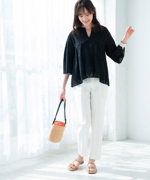 VIS（ビス）の「【美人百花7月号掲載】エンブロイダリーレースブラウス（シャツ/ブラウス・レディース・ブラック/ホワイト/グリーン系その他/パープル系その他・FREE）」の16枚目の写真