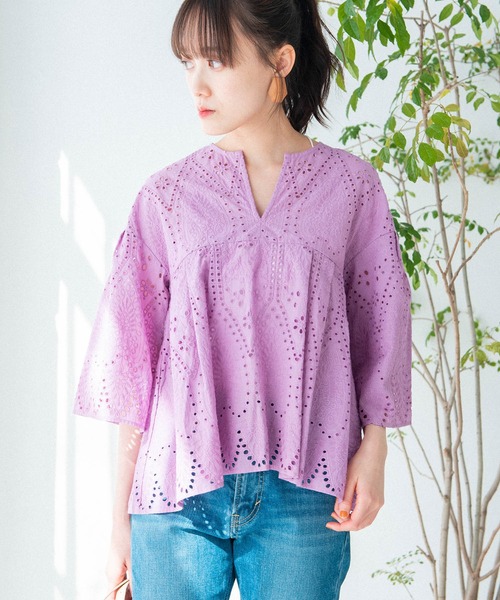 VIS（ビス）の「【美人百花7月号掲載】エンブロイダリーレースブラウス（シャツ/ブラウス・レディース・ブラック/ホワイト/グリーン系その他/パープル系その他・FREE）」の8枚目の写真