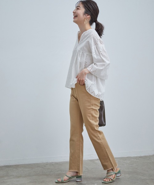 VIS（ビス）の「【美人百花7月号掲載】エンブロイダリーレースブラウス（シャツ/ブラウス・レディース・ブラック/ホワイト/グリーン系その他/パープル系その他・FREE）」の11枚目の写真