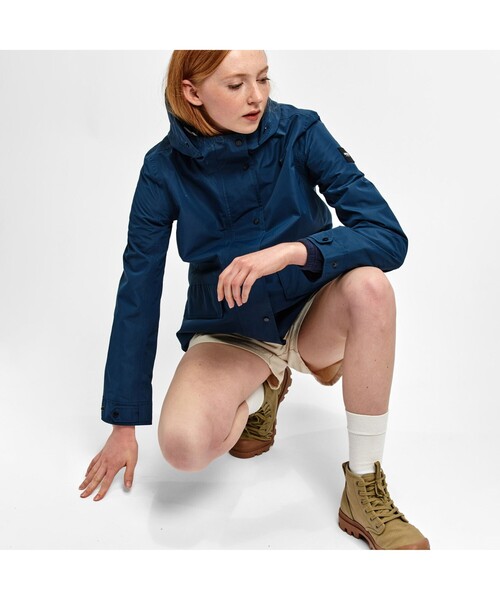 AIGLE（エーグル）の「ゴアテックス フォノダ ジャケット（マウンテンパーカー・レディース・レッド/ベージュ/ダークブルー・36/40/38）」の14枚目の写真