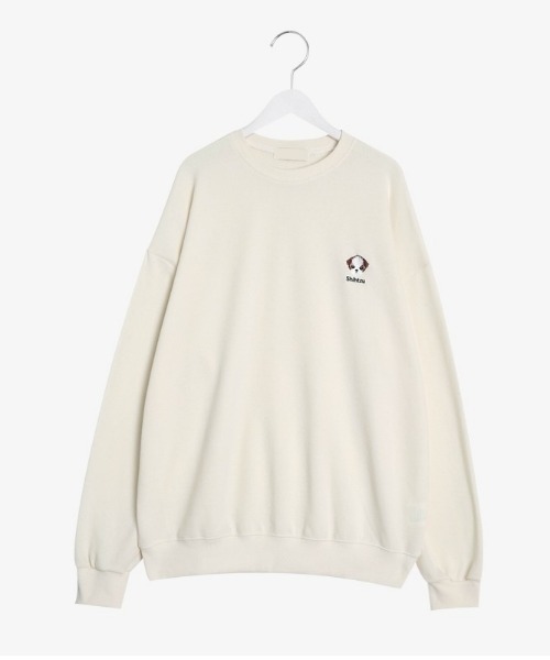 SONA（ソナ）の「SONYUNARA パピー刺繍トレーナー 10colors（スウェット・レディース・スカイブルー/ブラック/ベージュ/ブラウン/レッド/ブルー/グリーン/ミント/クリーム/ライトパープル・FREE）」の4枚目の写真