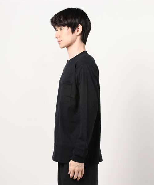HANES（ヘインズ）の「Hanes/ヘインズ　ビーフィーポケットロングスリーブTシャツ（Tシャツ/カットソー・メンズ・ホワイト/グレー/ブラック・MEDIUM/X-LARGE/LARGE）」の4枚目の写真