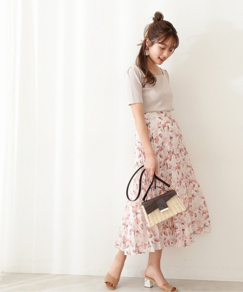 PROPORTION BODY DRESSING(プロポーションボディドレッシング)の「【吉岡里帆さん着用 美人百花6月号 掲載商品】 ヘイジープリーツスカート / 1211220503(スカート・レディース・ピンク/グレー・MEDIUM/SMALL)」の2枚目の写真