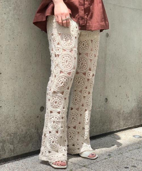 CIAOPANIC（チャオパニック）の「【SCENE by ciaopanic/シーン バイ チャオパニック】クロシェレースニットイージーパンツ/WEB・一部店舗限定（スラックス・レディース・ブラック/アイボリー・FREE）」の8枚目の写真