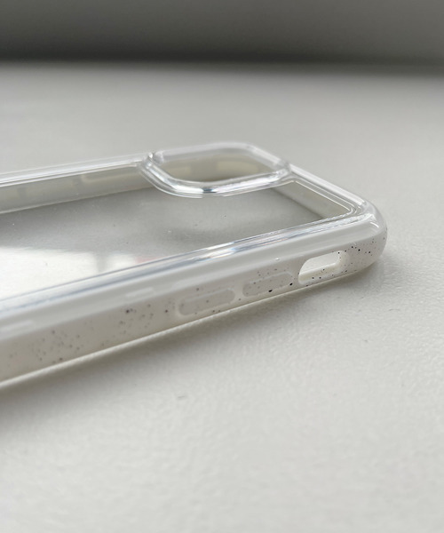 SANSeLF（サンセルフ）の「ホワイトストーンライク iPhoneケース  smc16s1【SANSeLF】（スマホケース/カバー・レディース・ホワイト/ホワイト系その他・F/A/J/N/O/D/I/P/U/T/V/Z/Y/X/W/iPhone 15/iPhone 15 Pro/iPhone 15 Pro Max）」の5枚目の写真