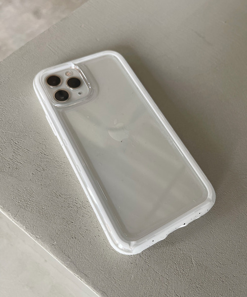 SANSeLF（サンセルフ）の「ホワイトストーンライク iPhoneケース  smc16s1【SANSeLF】（スマホケース/カバー・レディース・ホワイト/ホワイト系その他・F/A/J/N/O/D/I/P/U/T/V/Z/Y/X/W/iPhone 15/iPhone 15 Pro/iPhone 15 Pro Max）」の9枚目の写真