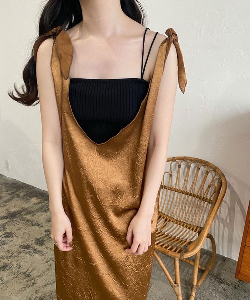 lawgy（ラウジー）の「rib knit camisole（キャミソール・レディース・ホワイト/ベージュ/ブラック・FREE）」の2枚目の写真