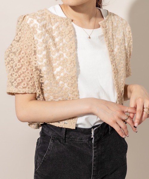 mline（エムライン）の「[mline] WEB限定 レースパフブラウス（シャツ/ブラウス・レディース・ブラック/ベージュ/アイボリー・FREE）」の3枚目の写真