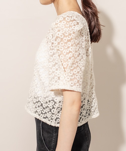 mline（エムライン）の「[mline] WEB限定 レースパフブラウス（シャツ/ブラウス・レディース・ブラック/ベージュ/アイボリー・FREE）」の15枚目の写真