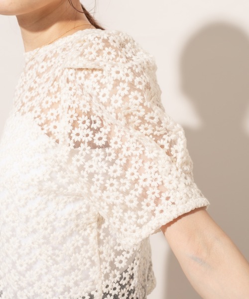 mline（エムライン）の「[mline] WEB限定 レースパフブラウス（シャツ/ブラウス・レディース・ブラック/ベージュ/アイボリー・FREE）」の19枚目の写真