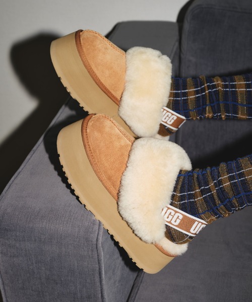UGG(アグ)の「UGG Funkette / アグ ファンケット(サンダル・レディース・ブラック/ブラウン・23.0cm/24.0cm/25.0cm/22.0cm)」の14枚目の写真
