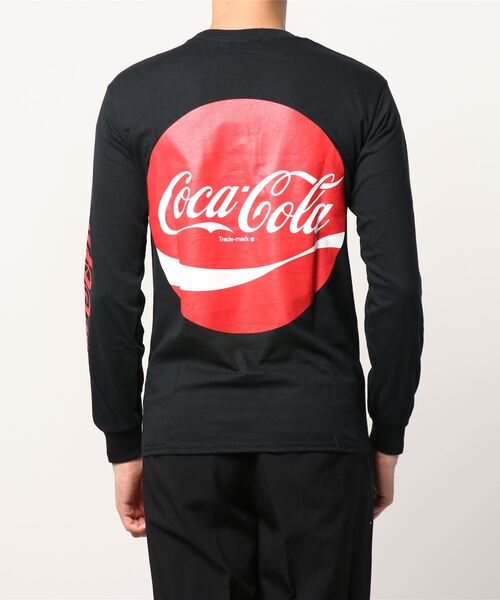 24karats(トゥウェンティーフォーカラッツ)の「Coca-Cola Tee LS(Tシャツ/カットソー・メンズ・レッド/ブラック/ホワイト・SMALL/LARGE/MEDIUM)」の4枚目の写真