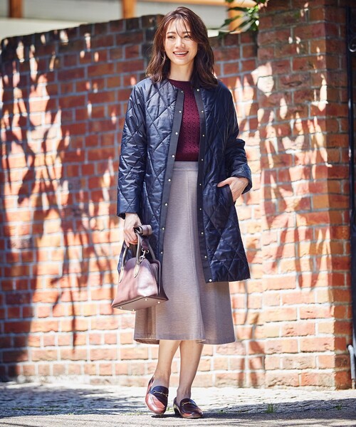 J.PRESS Ladies(J.プレス レディス)の「【洗える】POPCORN バックボタン ケーブル ニット(ニット/セーター・レディース・ベージュ系/ピンク系/ワイン系/ピーコックグリーン系・SMALL)」の6枚目の写真