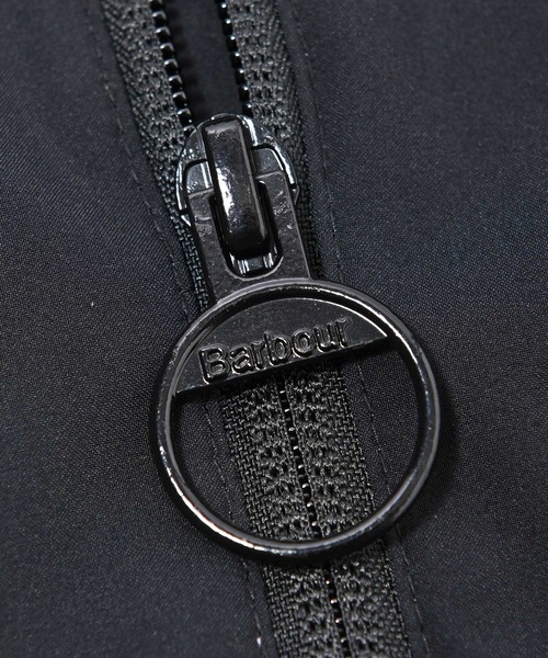 Barbour（バブアー）の「Barbour(バブアー)  配色 ウィンドブレーカー（マウンテンパーカー・メンズ・ブラック・M/L）」の15枚目の写真