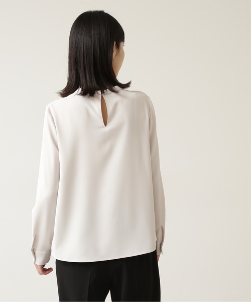 NATURAL BEAUTY BASIC（ナチュラルビューティーベーシック）の「ラッフルボウタイブラウス/0171210903（シャツ/ブラウス・レディース・ピンク/チャコールグレー/グレイッシュベージュ/ピンク系その他5・MEDIUM/SMALL）」の14枚目の写真