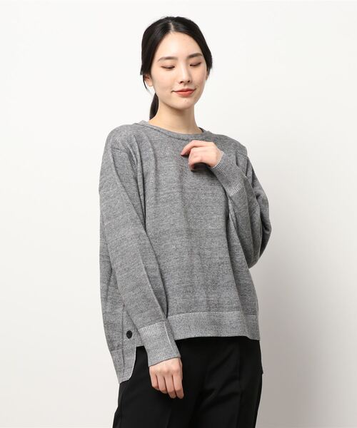 human woman（ヒューマンウーマン）の「◆サイドボタンニットプルオーバー（ニット/セーター・レディース・ホワイト系その他/グレー系その他・MEDIUM）」の16枚目の写真