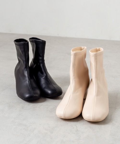 OLIVE des OLIVE（オリーブデオリーブ）の「ストレッチショートブーツ（ブーツ・レディース・ブラック/オフホワイト・MEDIUM/LARGE/SMALL）」の13枚目の写真