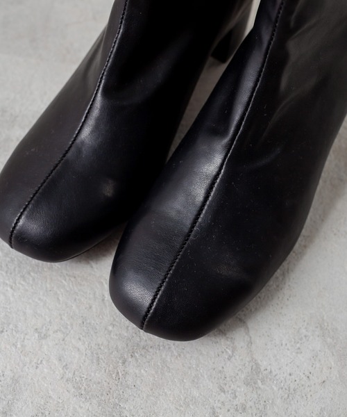 OLIVE des OLIVE（オリーブデオリーブ）の「ストレッチショートブーツ（ブーツ・レディース・ブラック/オフホワイト・MEDIUM/LARGE/SMALL）」の9枚目の写真