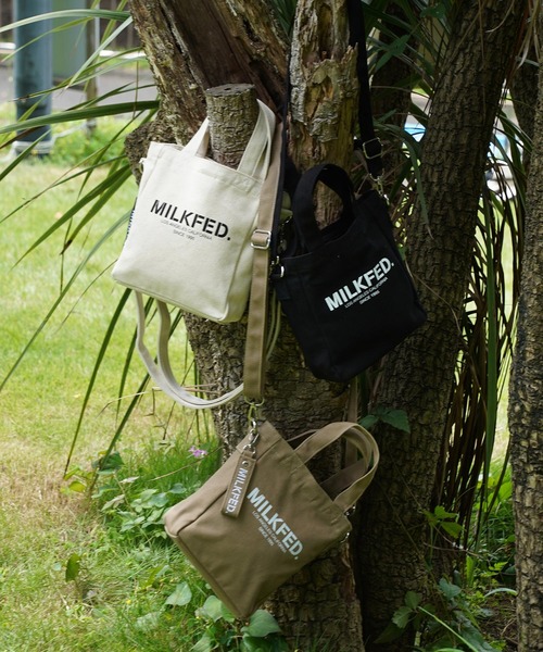 MILKFED.（ミルクフェド）の「STENCIL SQUARE SHOULDER BAG（ショルダーバッグ・レディース・ホワイト/ブラック/ベージュ・ONE SIZE）」の17枚目の写真