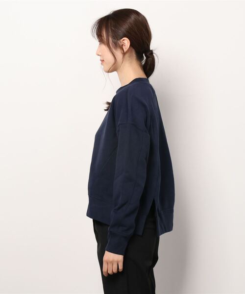 GAP（ギャップ）の「オーバーサイズ ラウンドヘム クルーネック スウェット（スウェット・レディース・ブルー/ブラック/ネイビー/グレー系その他/その他・XS/S/M/L/XL/XXS）」の20枚目の写真