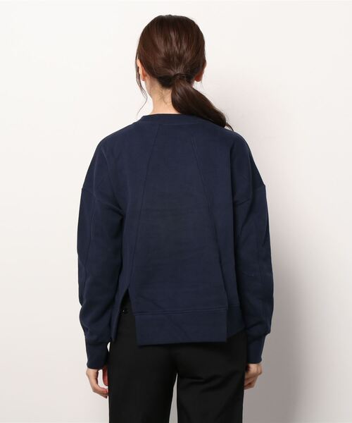 GAP（ギャップ）の「オーバーサイズ ラウンドヘム クルーネック スウェット（スウェット・レディース・ブルー/ブラック/ネイビー/グレー系その他/その他・XS/S/M/L/XL/XXS）」の21枚目の写真