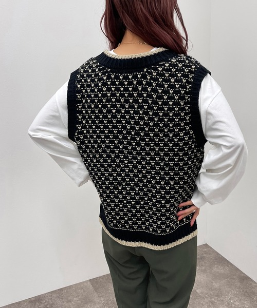 apres jour mignon(アプレジュールミニョン)の「ジャガードニットベスト【ZOZOTOWN限定アイテム】(ベスト・レディース・ブラック系その他/グリーン系その他/オレンジ系その他・フリー/X-LARGE)」の7枚目の写真