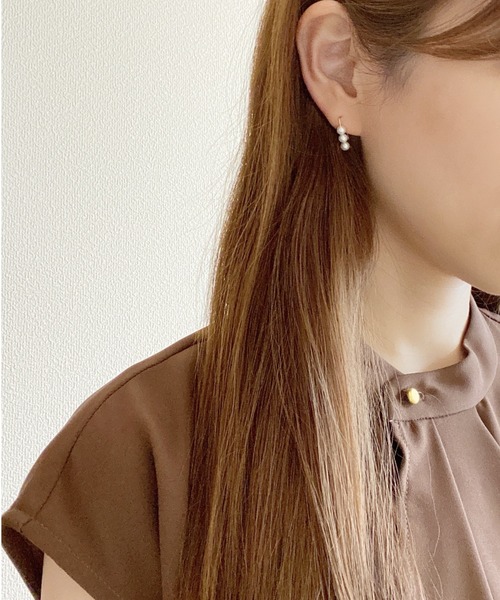 anq. by nana（アンクバイナナ）の「K10・Pearl フックピアス (淡水