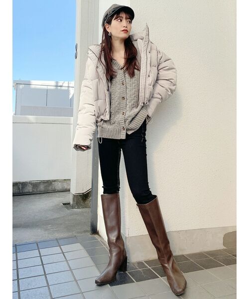 GYDA（ジェイダ）の「【WEB限定】ショートダウンコート（ダウンジャケット/コート・レディース・ライトグレー/ブラック・FREE）」の10枚目の写真