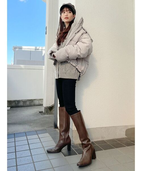 GYDA（ジェイダ）の「【WEB限定】ショートダウンコート（ダウンジャケット/コート・レディース・ライトグレー/ブラック・FREE）」の12枚目の写真